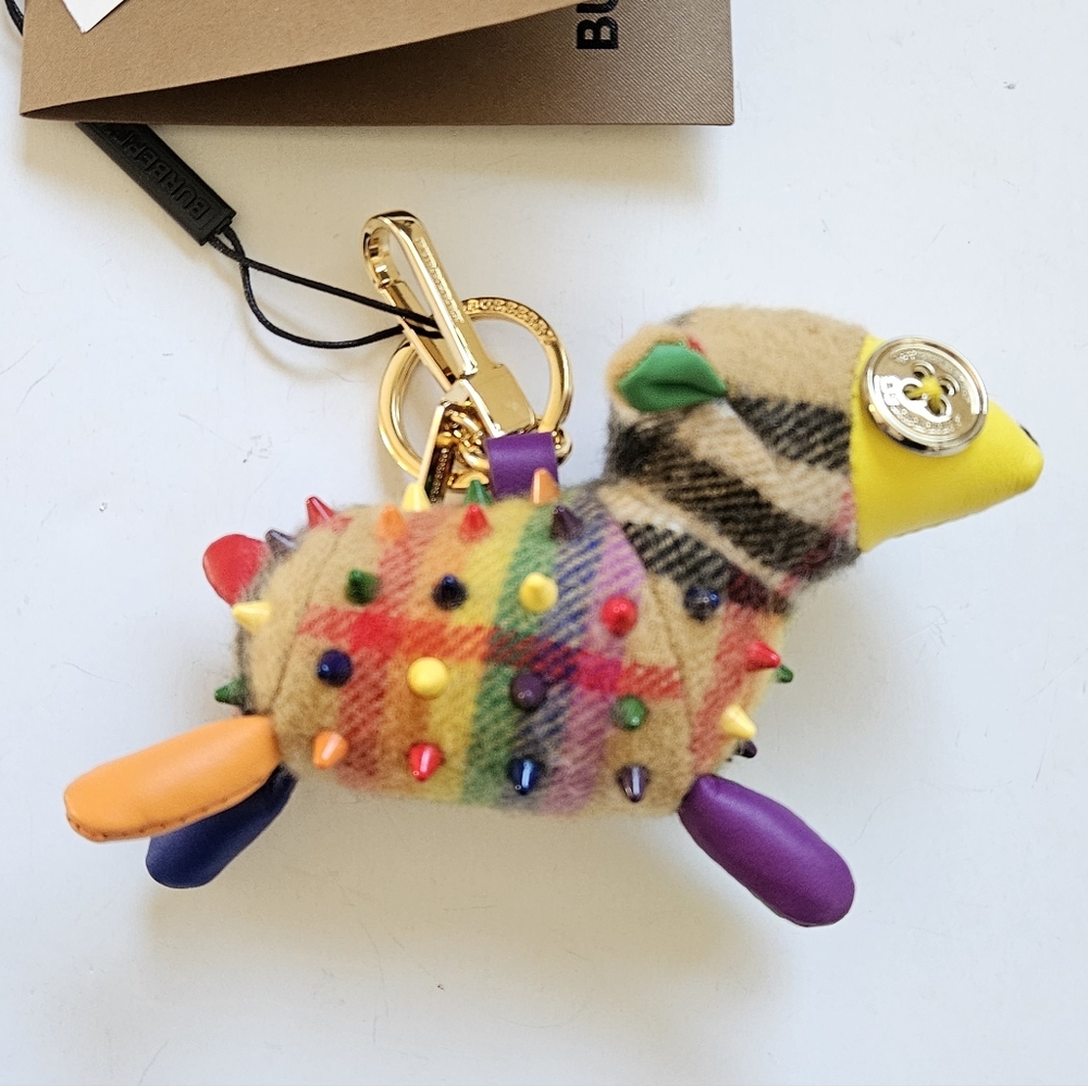 NWT BURBERRY Key Chain Bag Charm Rainbow Designer Luxury Purse Charms Colorful